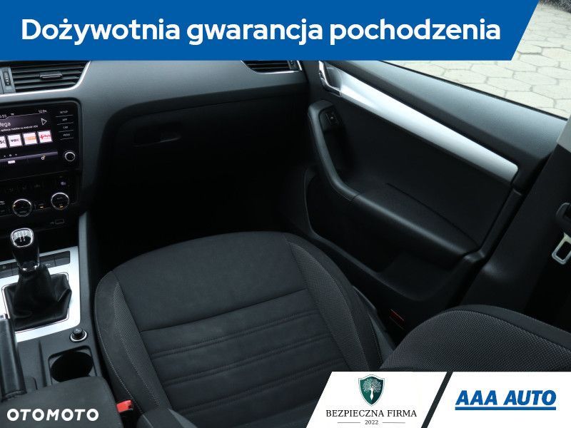 Skoda Octavia - 10