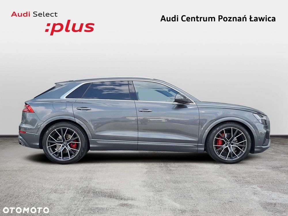 Audi Q8 - 6