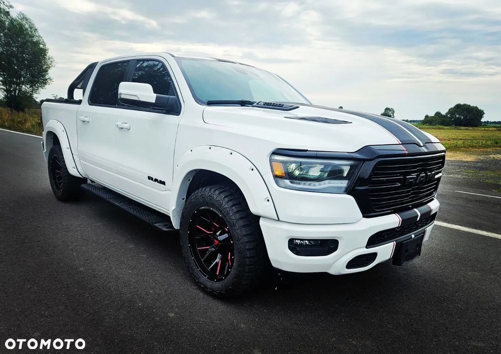 Dodge RAM - 4