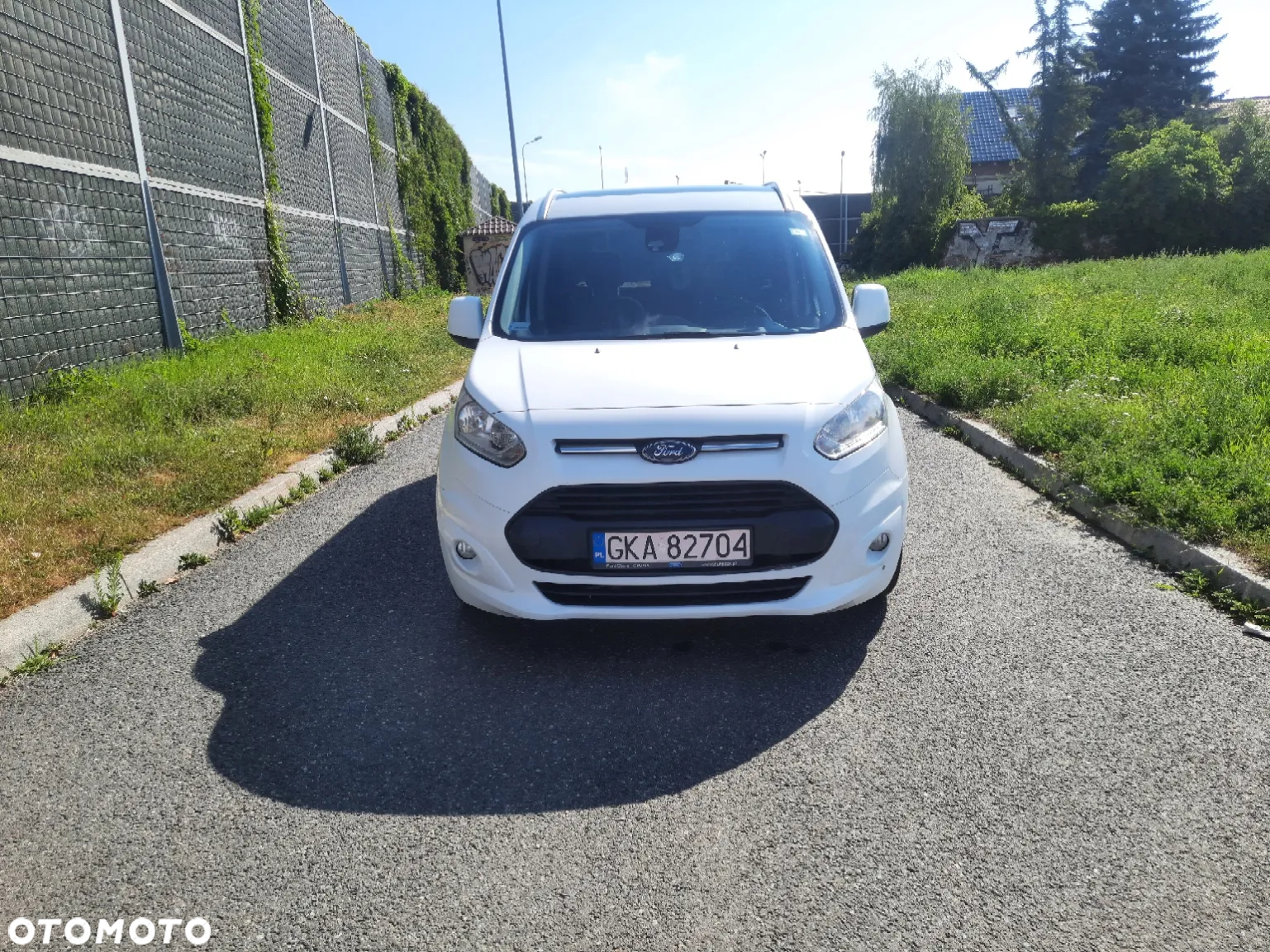 Ford Tourneo Connect Gr 1.5 TDCi Titanium - 3