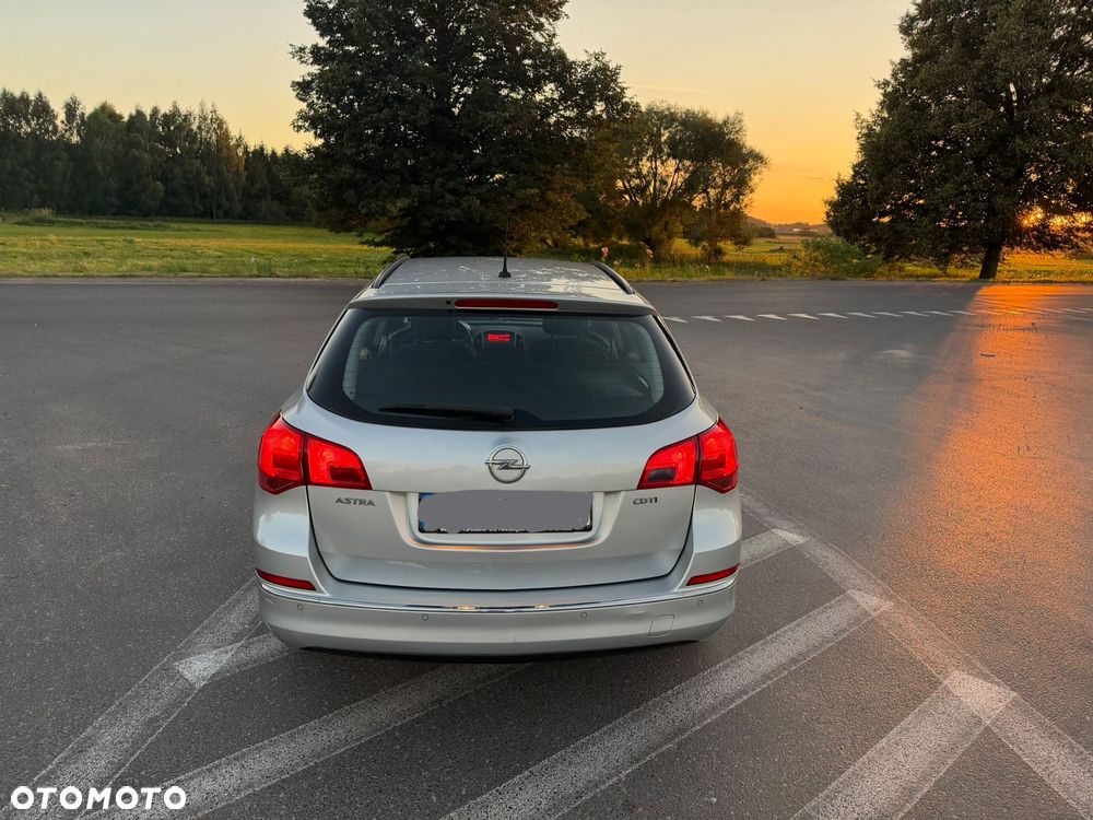 Opel Astra 1.7 CDTI Enjoy - 6