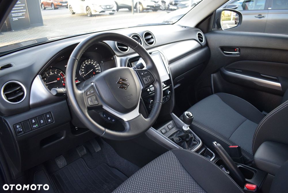 Suzuki Vitara - 12