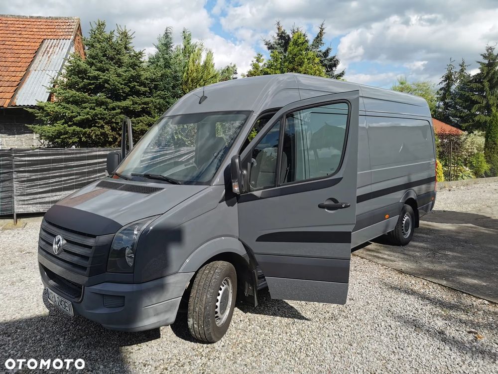 Volkswagen Crfater - 2