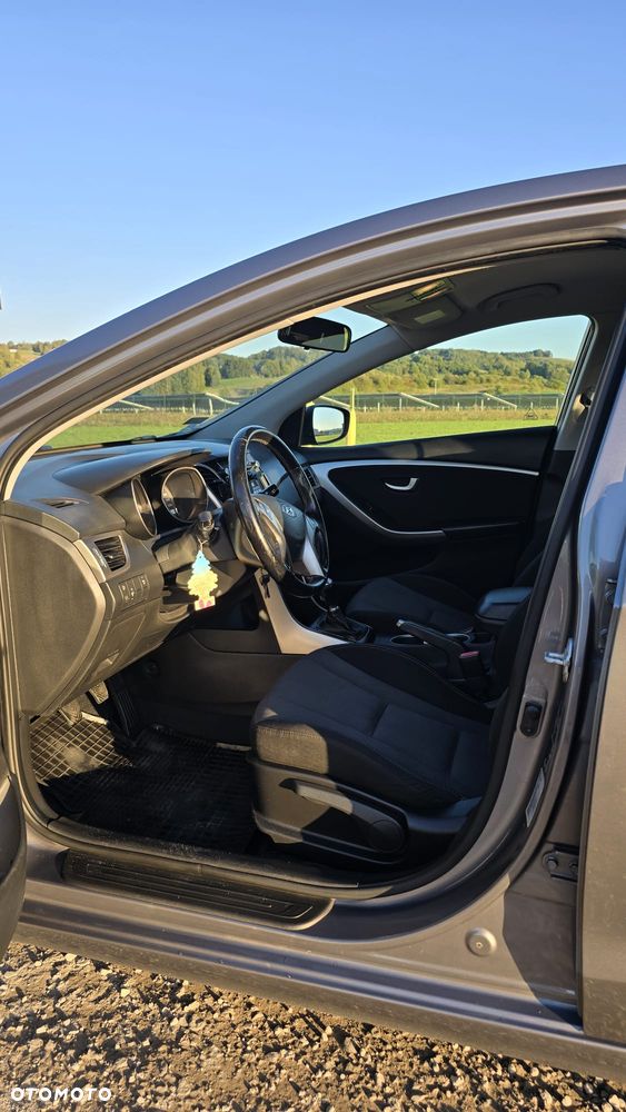 Hyundai i30 i30cw 1.4 CRDi Trend - 10