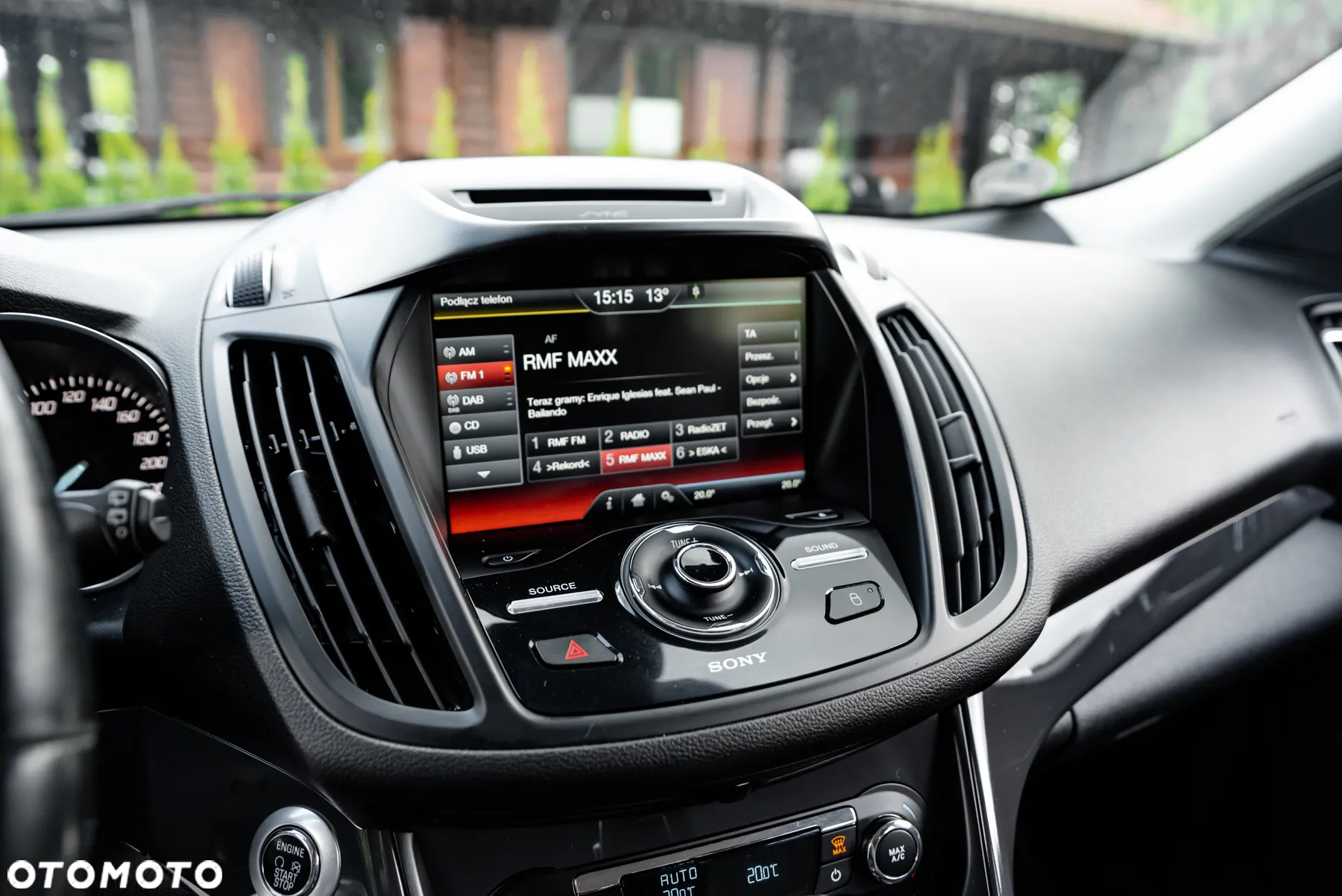 Ford Kuga - 36