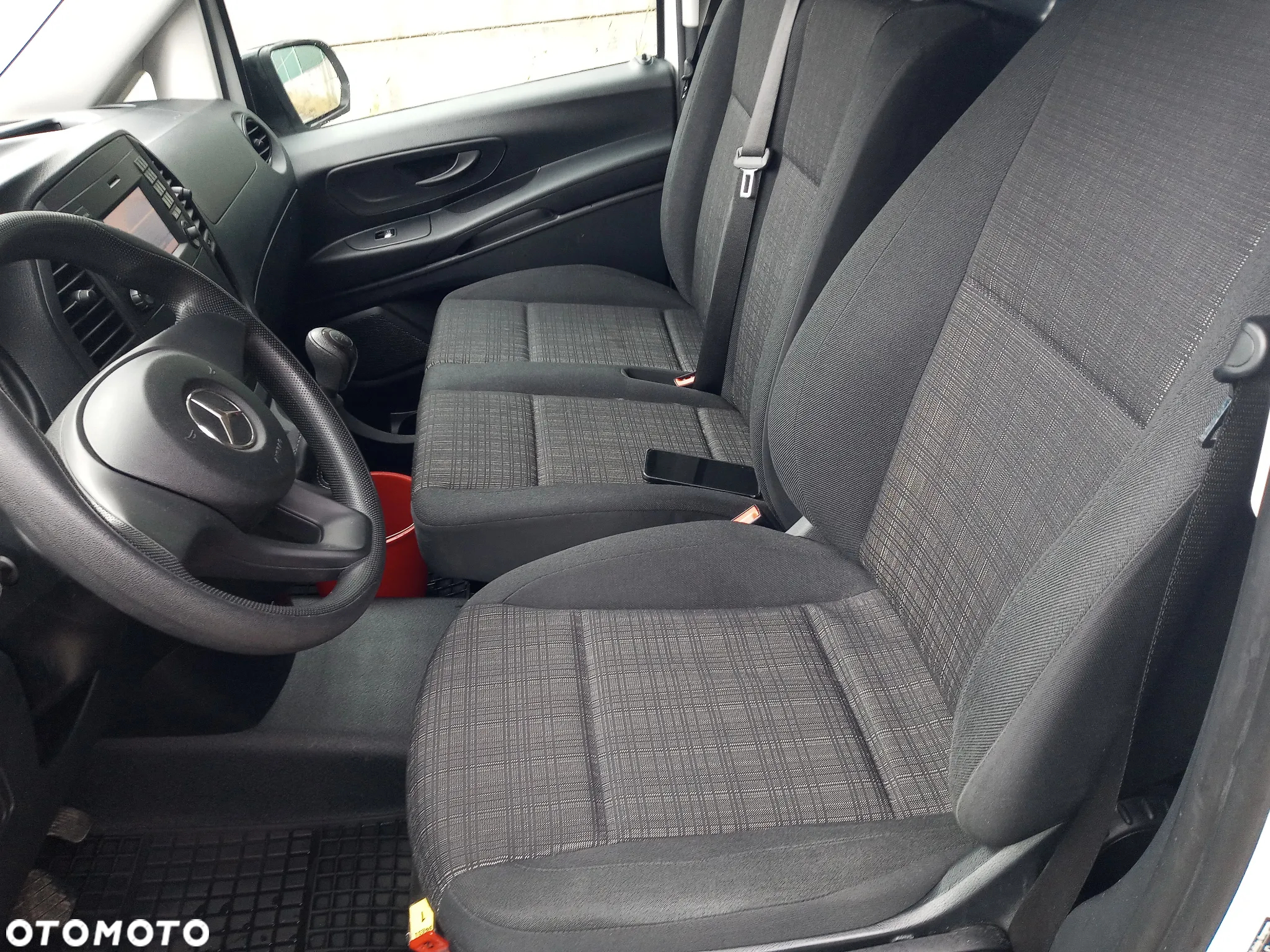 Mercedes-Benz VITO 111 - 15
