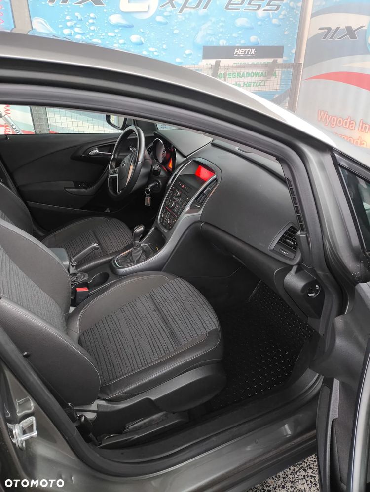 Opel Astra 1.6 EU6 - 4