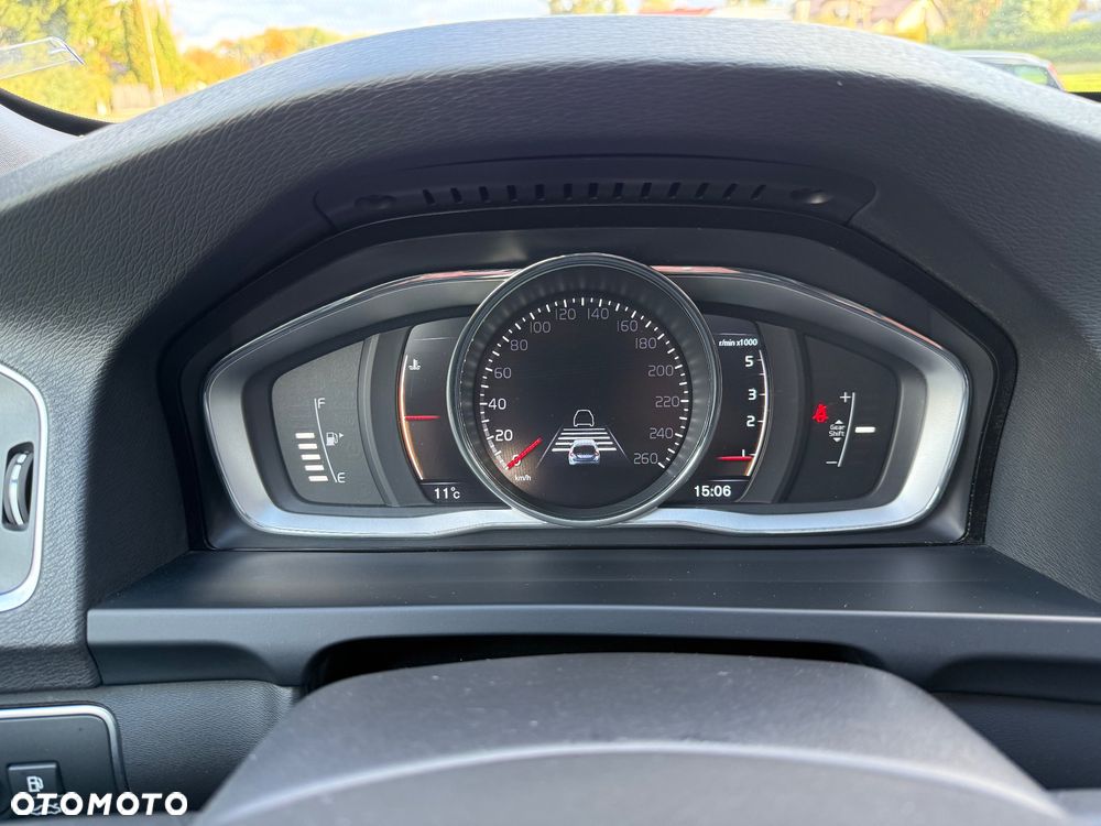 Volvo V60 Cross Country D4 Drive-E Summum - 38