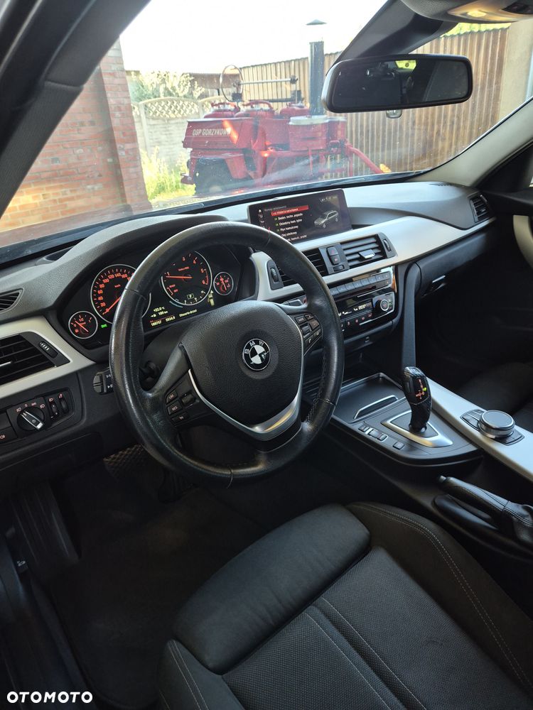 BMW Seria 3 320d Efficient Dynamic Edition - 15