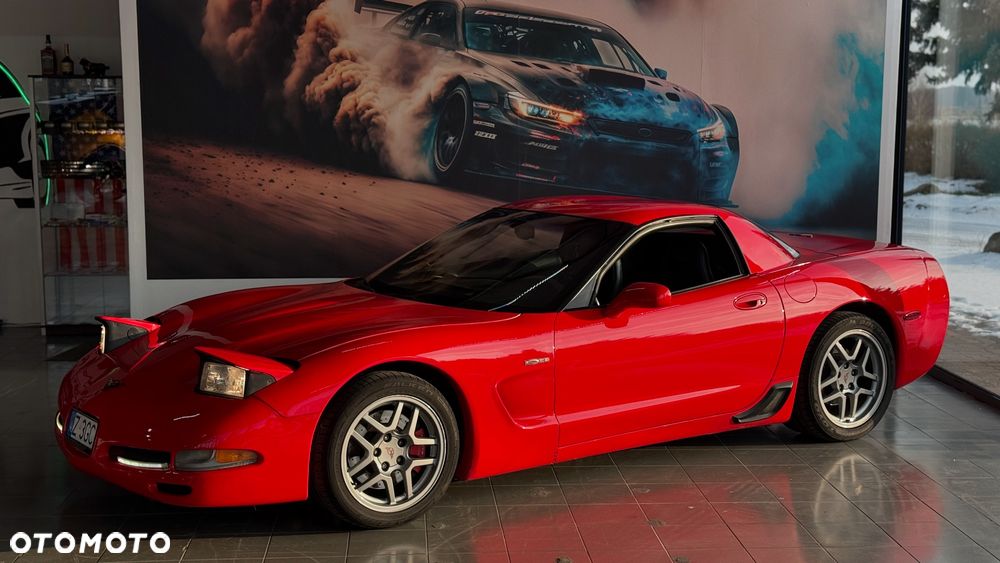 Chevrolet Corvette - 1