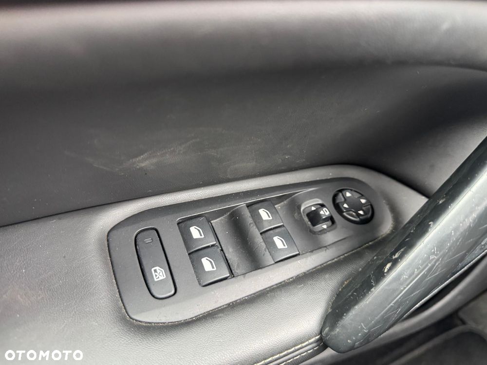 Peugeot 308 BlueHDi 120 EAT6 Stop & Start Active Business-Paket - 19