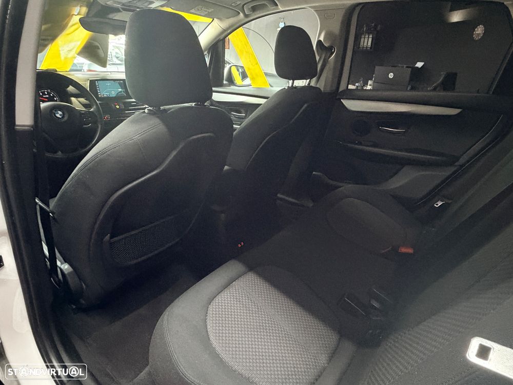 BMW 216 Active Tourer d Advantage - 8
