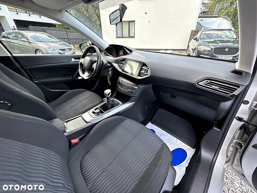 Peugeot 308 130 e-THP Stop & Start Active - 31