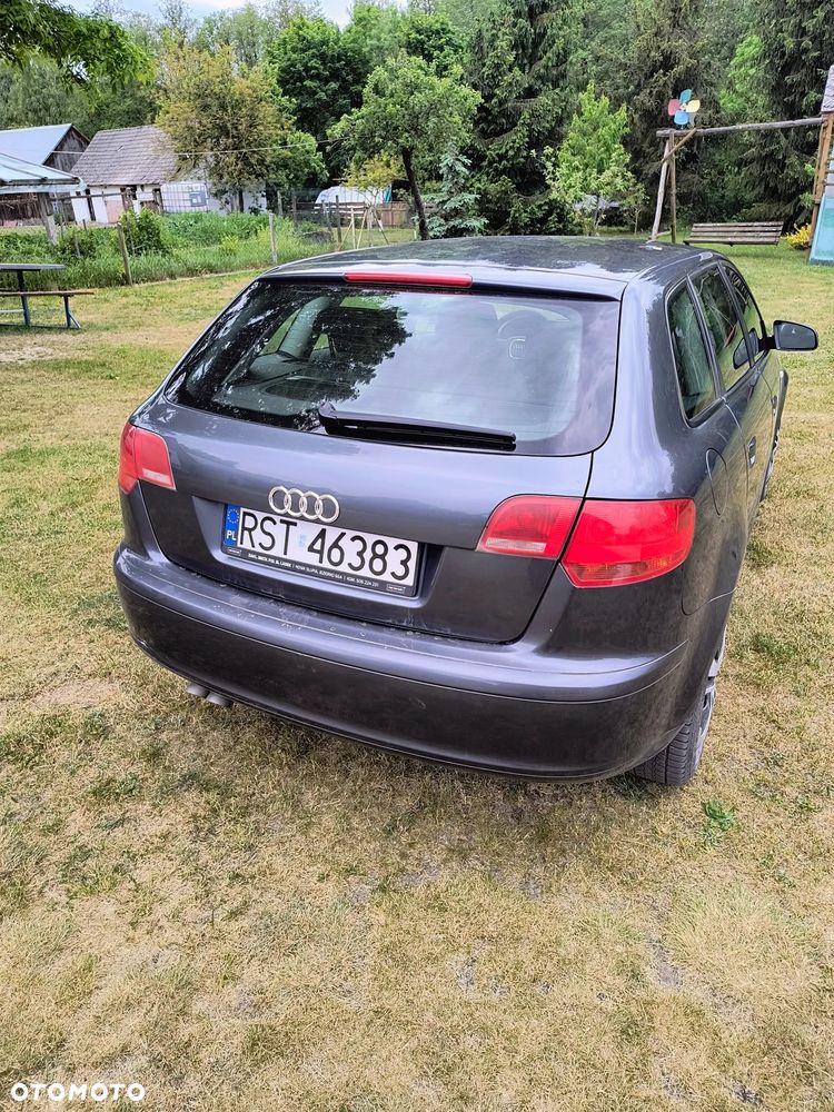 Audi A3 Sportback 1.9 TDI Attraction - 5