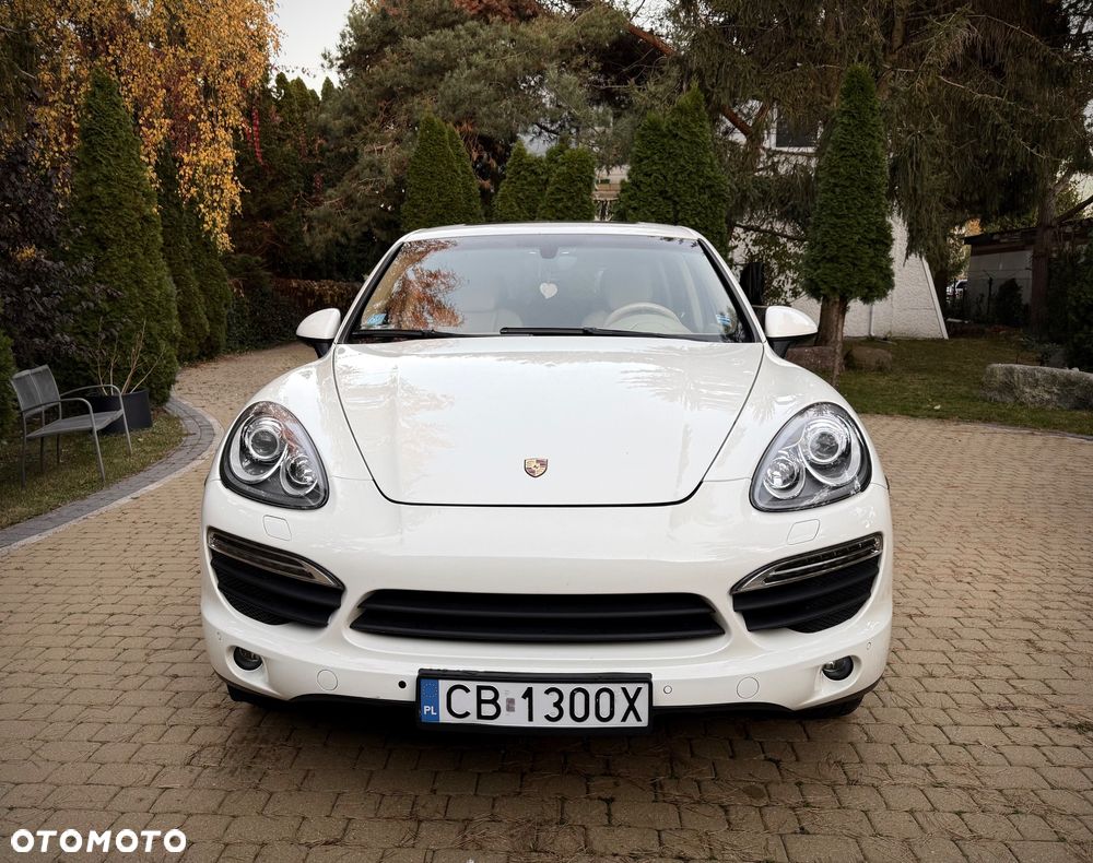 Porsche Cayenne 2011 photo 3