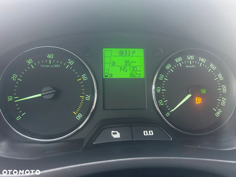 Skoda Roomster 1.2 TSI DSG Elegance - 32