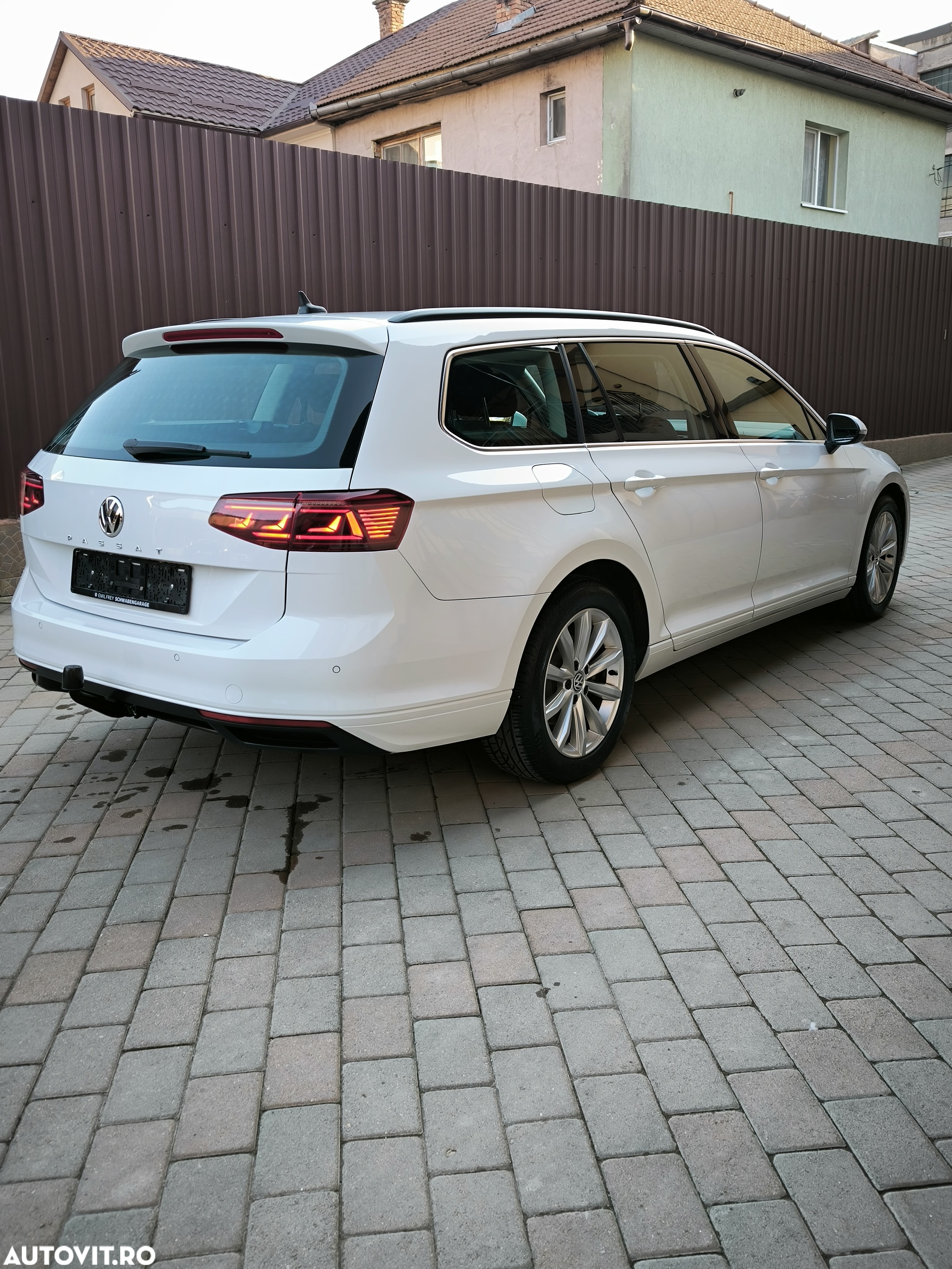 Volkswagen Passat Variant 1.6 TDI (BlueMotion Technology) DSG Comfortline - 5