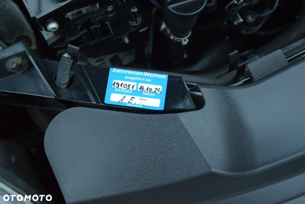 Ford Kuga 2.0 TDCi FWD Titanium - 35