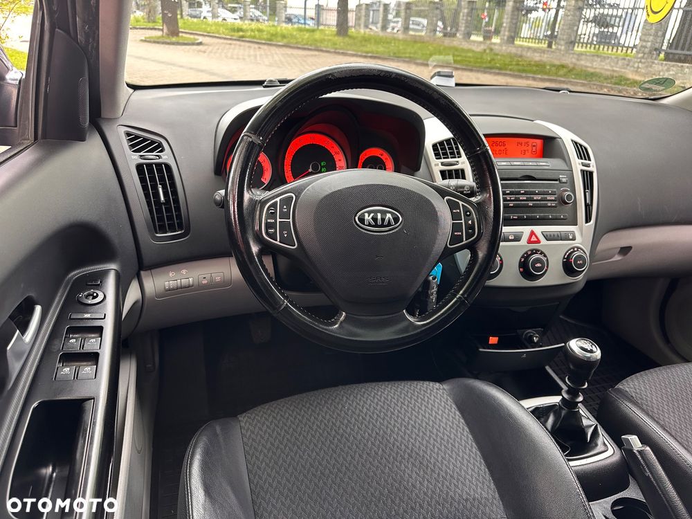 Kia Ceed 1.6 CVVT LX - 18