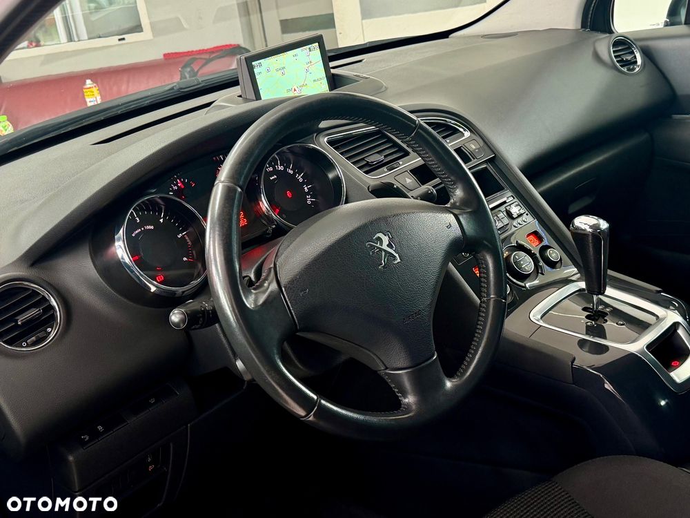 Peugeot 5008 e-HDI 115 ETG6 Stop&Start Business-Line - 26