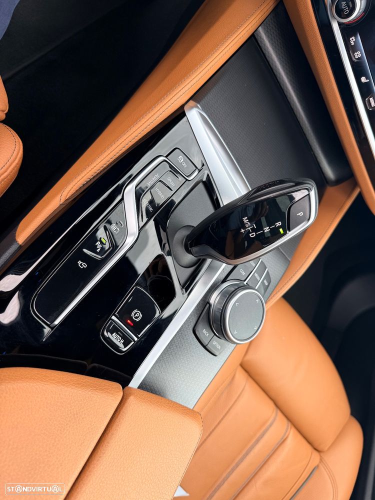 BMW 530 e Pack Desportivo M - 6