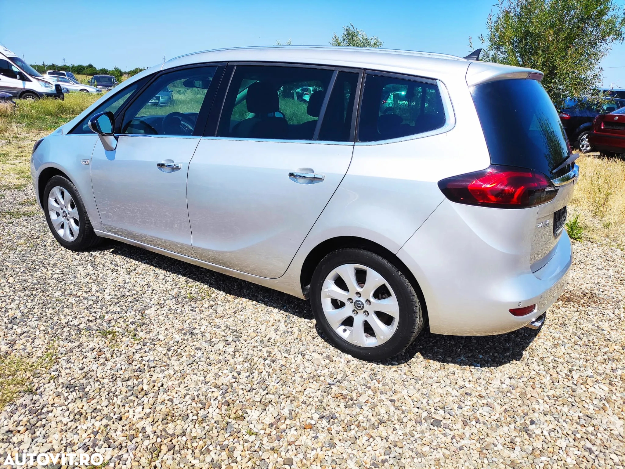 Opel Zafira - 4