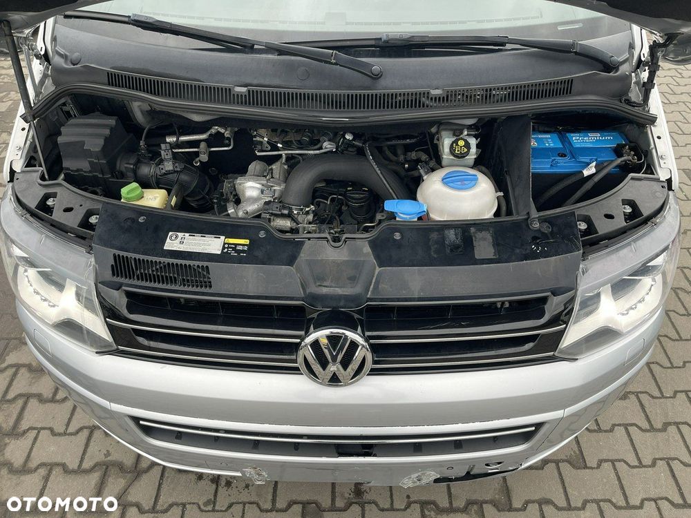 Volkswagen Multivan - 16