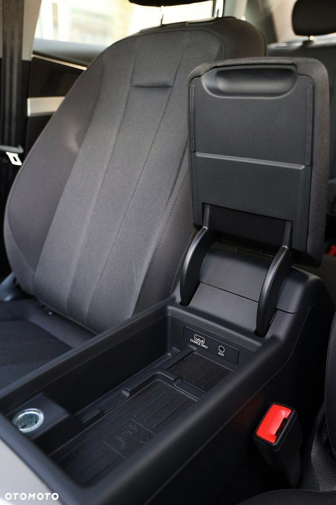 Audi A4 Avant - 25