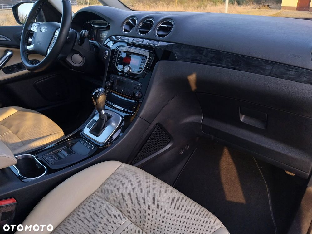 Ford Galaxy 2.0 T Platinium X (Titanium) - 12