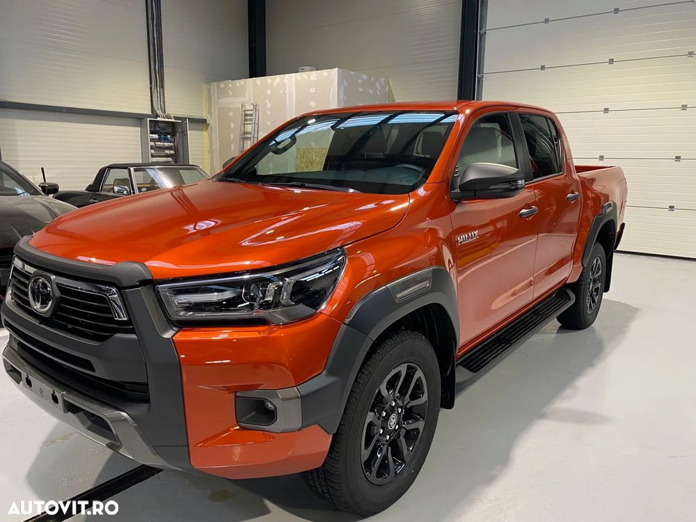 Toyota Hilux 2.8D 204CP 4x4 Double Cab AT MHEV Invincible - 8