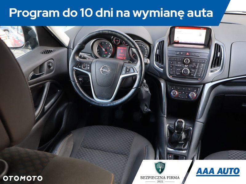 Opel Zafira - 8