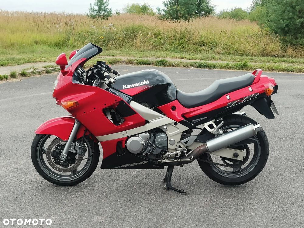 Kawasaki ZZR - 6