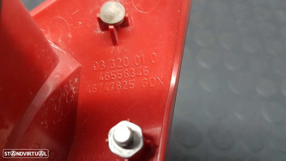 FAROLIM TRASEIRO ESQUERDO ALFA ROMEO 147 2000 -0046556346 - 3