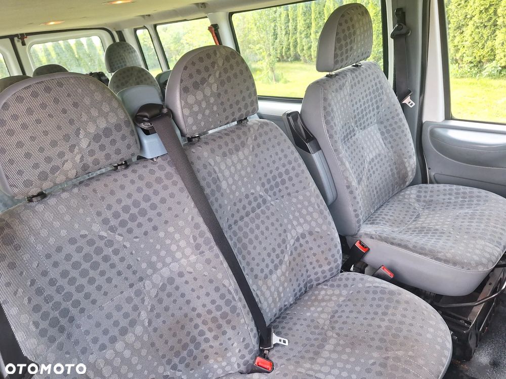 Ford Transit - 8