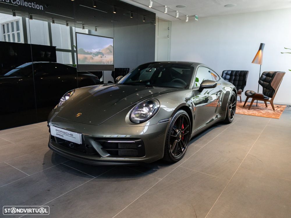 Porsche 911 (992) Carrera 4 GTS PDK - 3