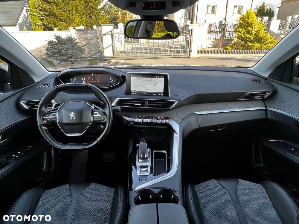 Peugeot 3008 BlueHDi 130 Stop & Start EAT8 Allure Business-Paket - 4