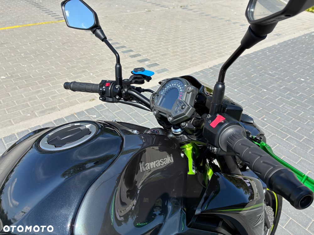 Kawasaki Z 900 - 11