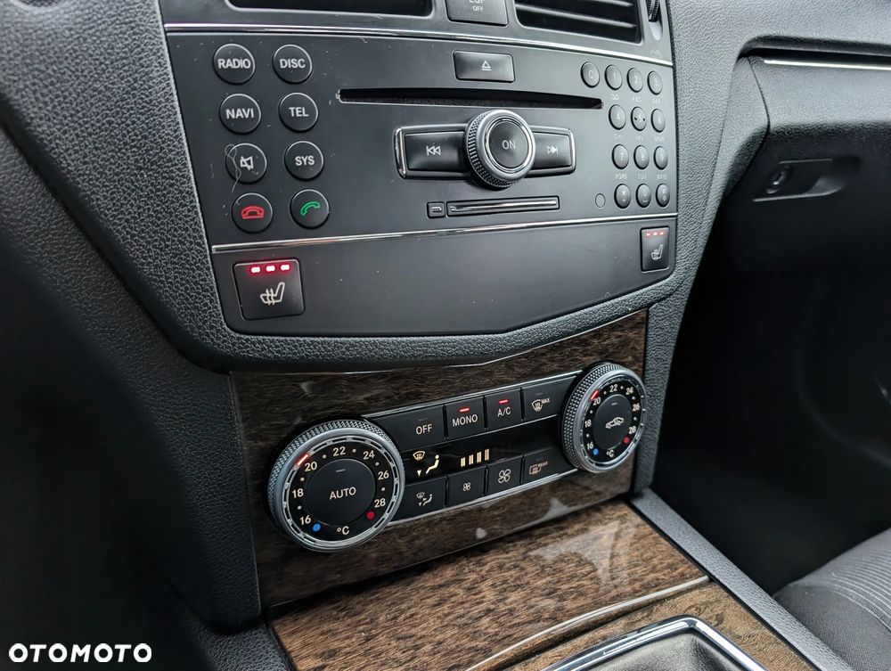 Mercedes-Benz Klasa C 200 Kompressor Elegance - 18