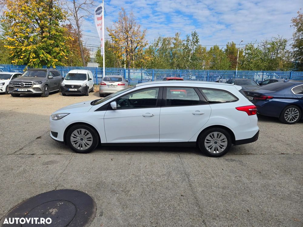 Ford Focus 1.0 EcoBoost Trend - 16
