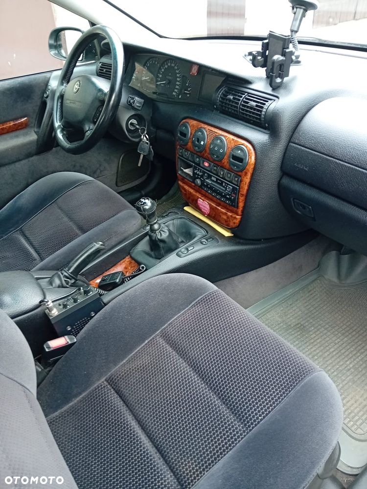 Opel Omega - 4