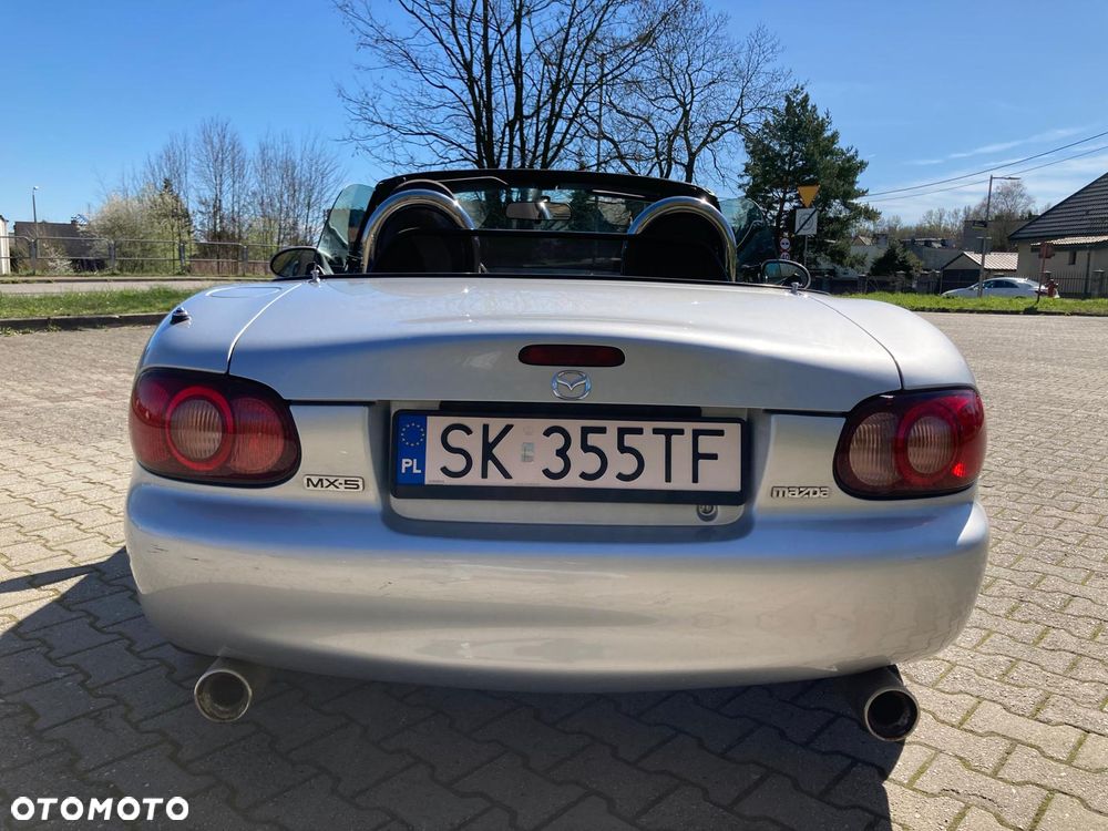 Mazda MX-5 1.6i 16V - 17