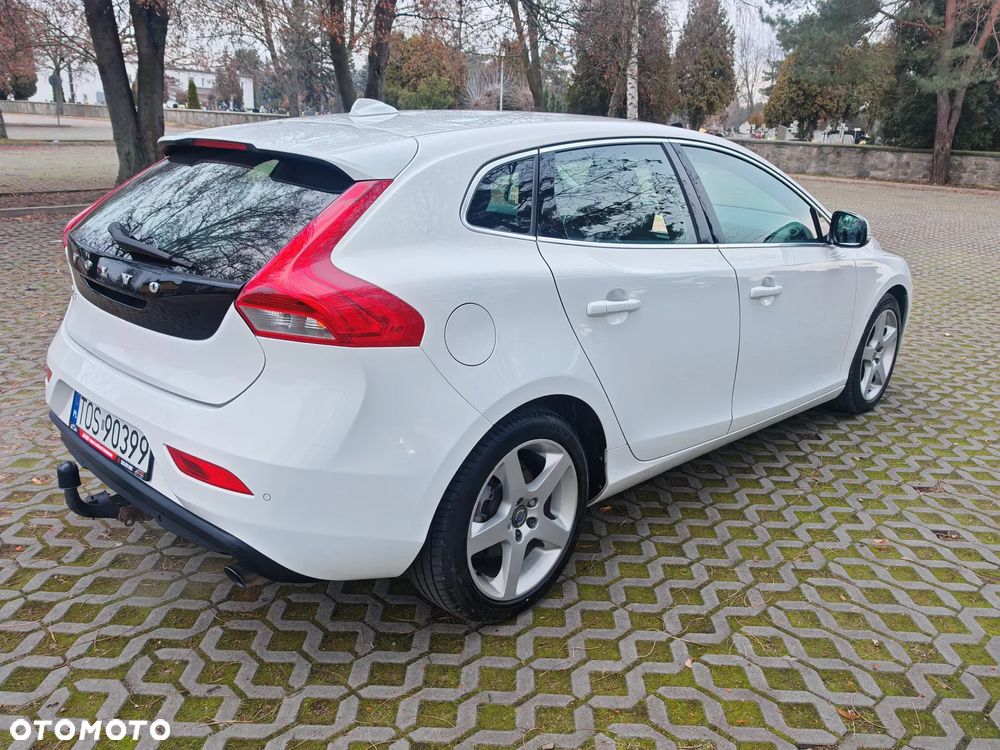 Volvo V40 T2 - 28