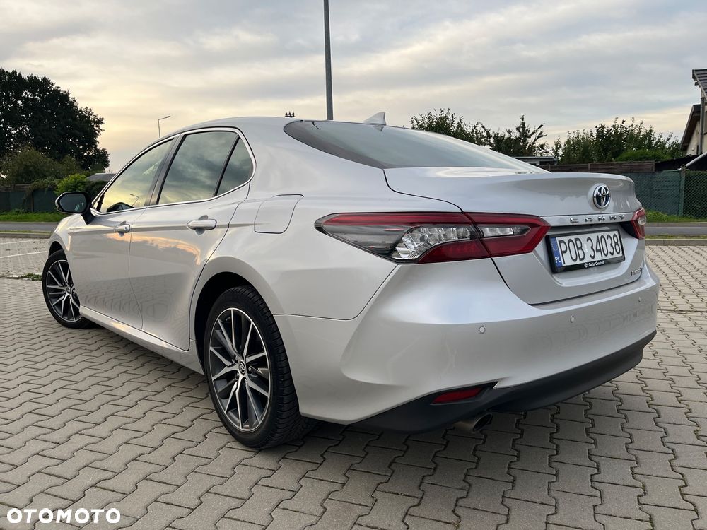 Toyota Camry 2.5 Hybrid Executive CVT - 9