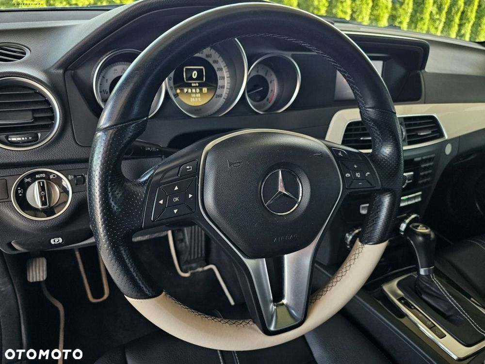 Mercedes-Benz Klasa C - 12