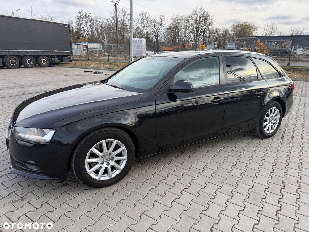Audi A4 Avant 2.0 TDI Limited Edition - 4
