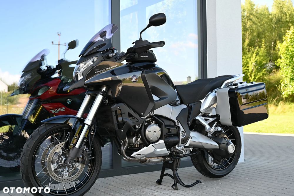 Honda VFR - 40