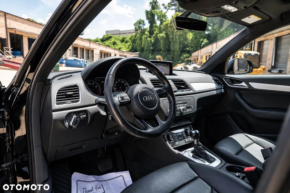 Audi Q3 - 18