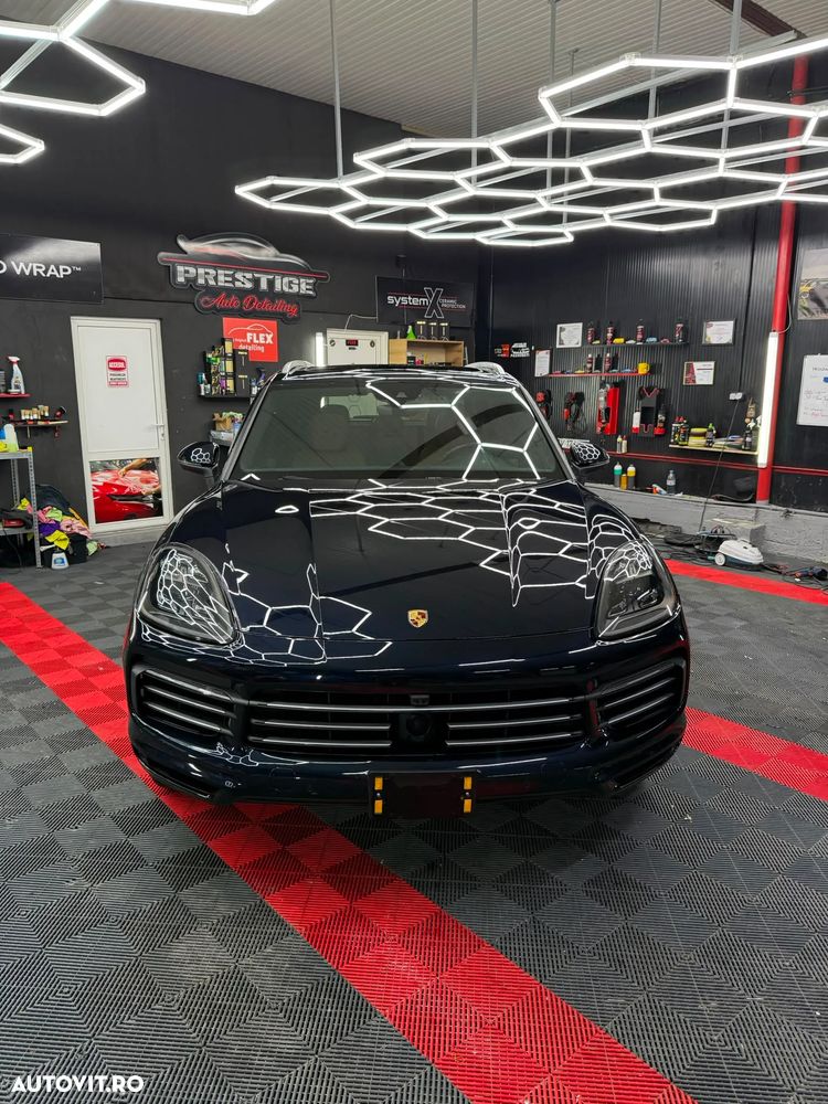 Porsche Cayenne S - 5