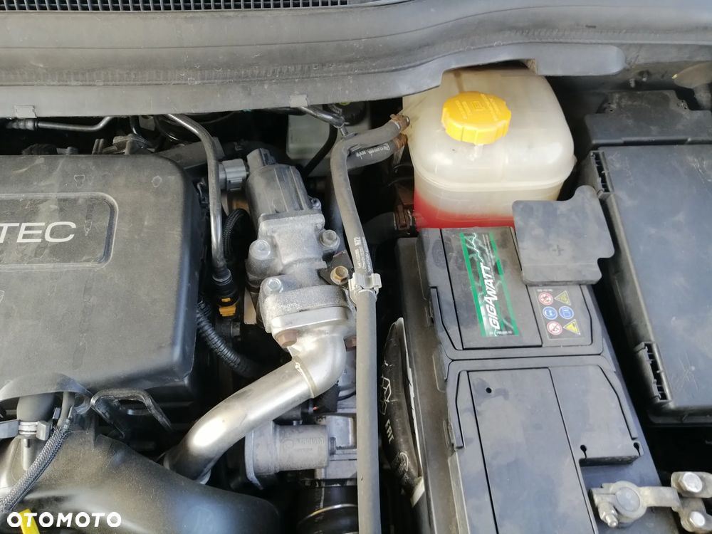 Opel Zafira - 22