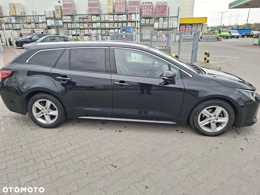 Toyota Corolla 1.8 Hybrid Style - 4